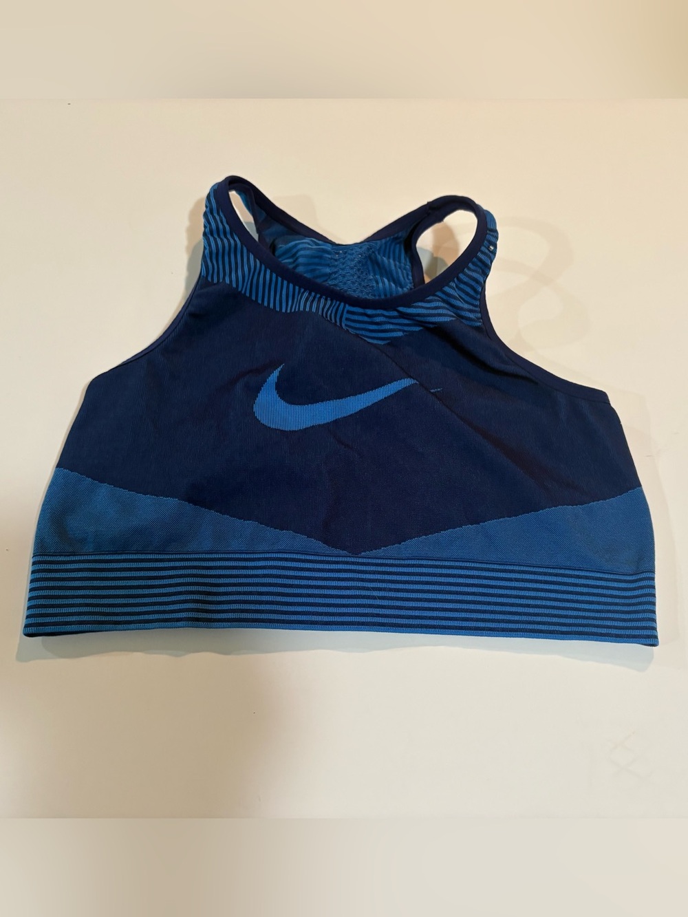 Nike Big Girls Navy and Bright Blue FENOM Fly Knit Racerback sport bra | Size XL